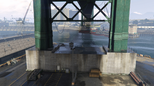 MiriamTurnerOverpass-GTAVee-PylonEastBase.png