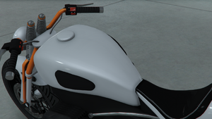 FCR1000Custom-GTAOe-FuelTanks-MilitaryTank.png