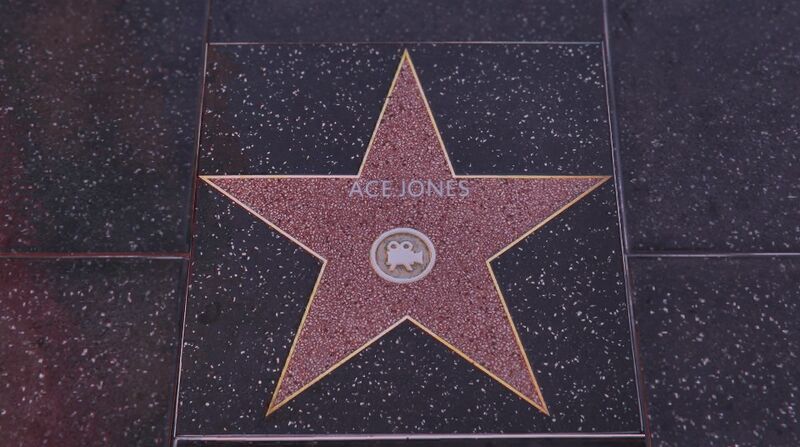 파일:WalkofFame-GTAVee-AceJones.jpg