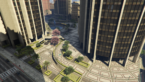 BargainingChips-GTAO-FountainPlaza.png