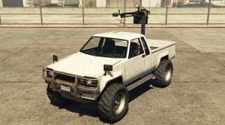 Grand Theft Auto Online의 테크니컬 (전면 쿼터 뷰).