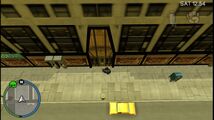 Grand Theft Auto: Chinatown Wars에서의 정문 모습.