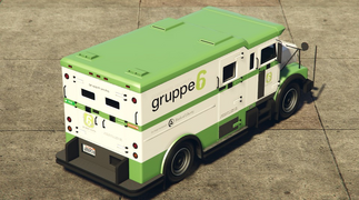 Grand Theft Auto V의 후면 쿼터 뷰.