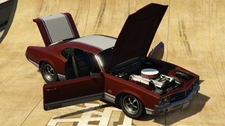 Grand Theft Auto V 및 Grand Theft Auto Online의 세이버 터보 기타 뷰