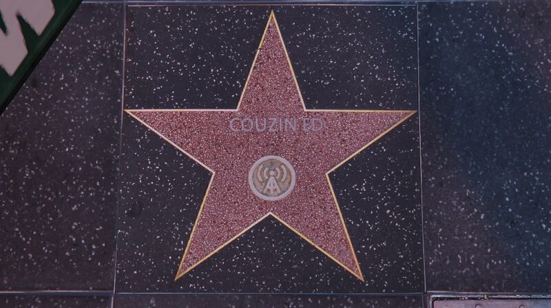 파일:WalkofFame-GTAVee-CouzinEd.jpg