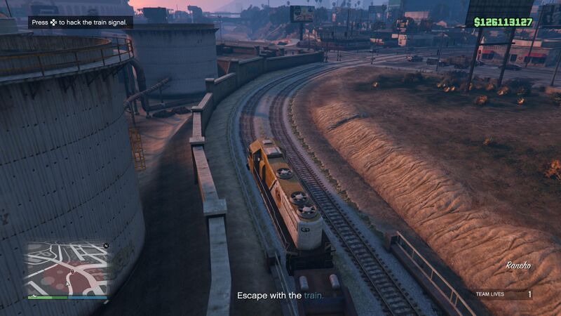 파일:TheCluckinBellFarmRaid-GTAOee-BreakingAndEntering-SS19.jpg