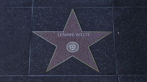 WalkofFame-GTAVee-LenareWelte.jpg