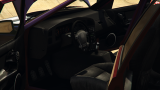 Grand Theft Auto V 및 온라인에서의 내부 뷰