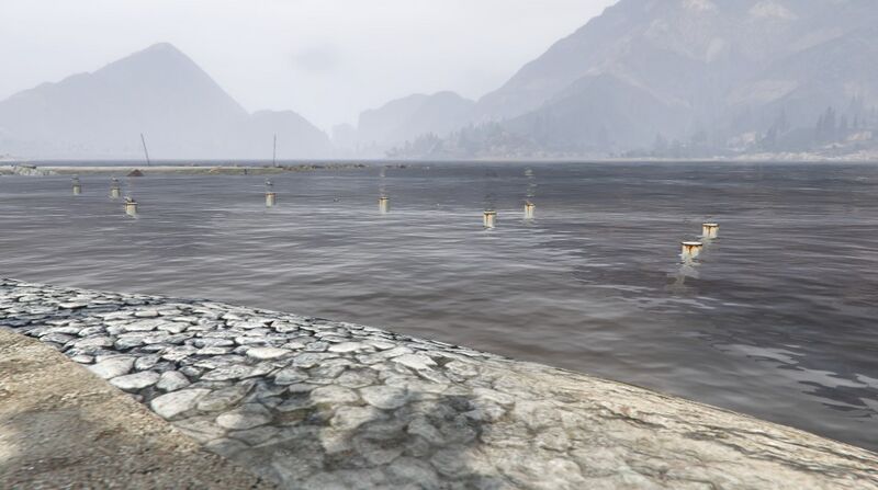 파일:AlamoSeaMarina-GTAV-MooringPoles.jpg