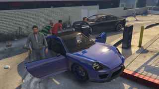 리틀 서울의 은신처 강도 중 동일 차량.