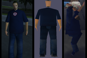 톰 노비의 세 가지 다른 버전. 왼쪽부터 오른쪽으로: PS2 모델을 사용하여 인게임에 나타난 노비, PC 모델을 사용한 스킨 디렉토리의 노비, 그리고 모델링이 손상된 상태로 인게임에 나타난 PC 모델의 노비.