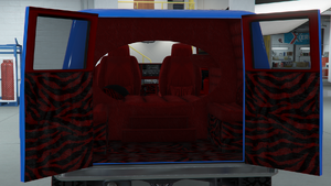 YougaClassic4x4-GTAO-TrimDesign-PaddedBedZebraInterior.png