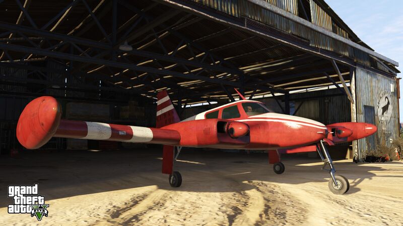 파일:Cuban800-GTAV-hangar.jpg