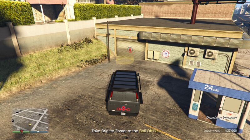 파일:BailOfficeBounty-GTAOee-MansionIntimidation-DeliverTarget.jpg