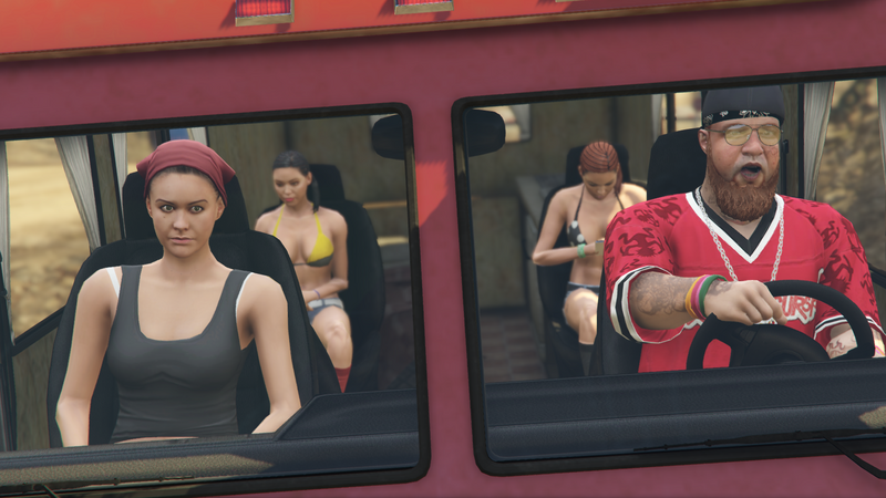 파일:Fooliganz-GTAOe-DaxAndTroupers.png