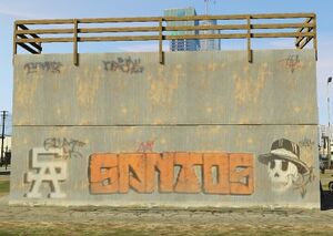 ChamberlainHills-GTAV-HalfPipe.jpg