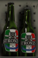 Stronzo 맥주병.