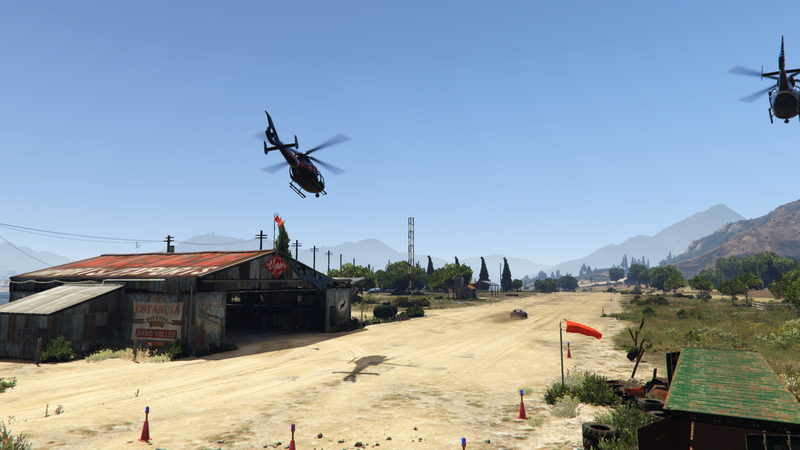 파일:TheBigScoreObvious-GTAV-ChoppersTakingOff.png