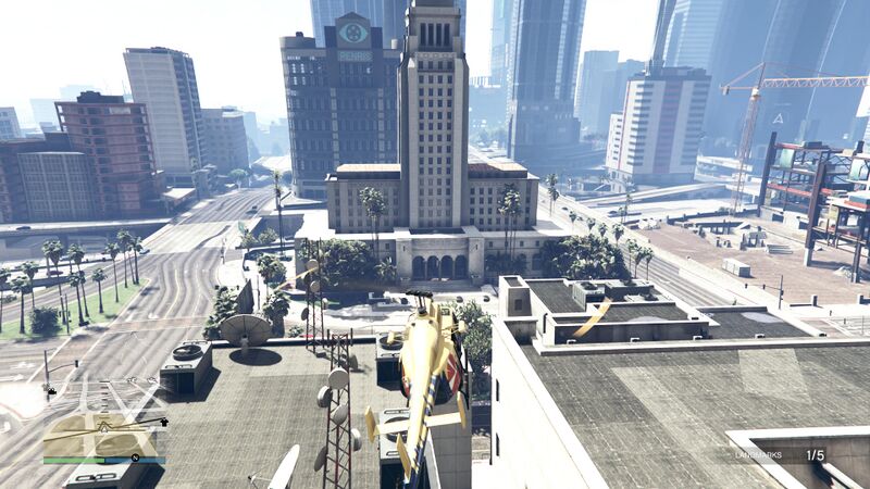 파일:HelicopterTour-GTAOee-Set2-LosSantosCityHall.jpg