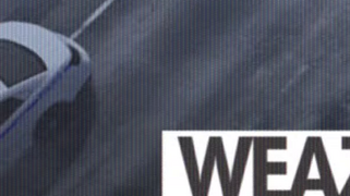 첫 번째 트레일러에서 포착된 바이스 시티 경찰국 경찰 크루저의 후면.