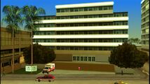 Grand Theft Auto: 바이스 시티 스토리즈에 등장하는 웨스트 헤이븐 의료 센터.