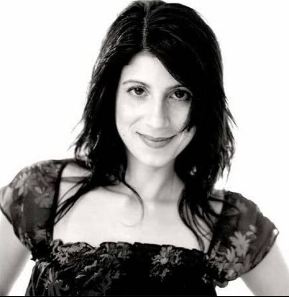 파일:CatherineZambri-VoiceActor.jpg