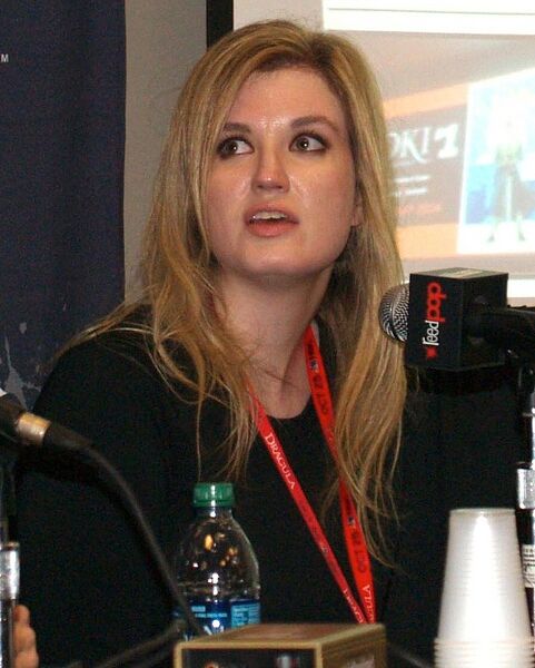 파일:GraceRandolph-VoiceActor.jpg