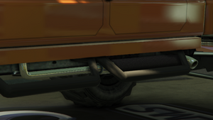 Kamacho-GTAO-SidePipeExhaust.png