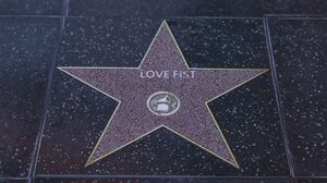 WalkofFame-GTAVee-LoveFist.jpg