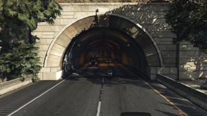 BraddockTunnel-GTAV-SouthEnd.png