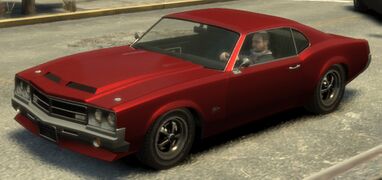 큰 후드 스쿱과 단색으로 된 Grand Theft Auto IV의 세이버 GT.