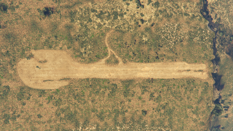 파일:EberhardMunitionsAirstrip-GTAOe-TopDownView.png