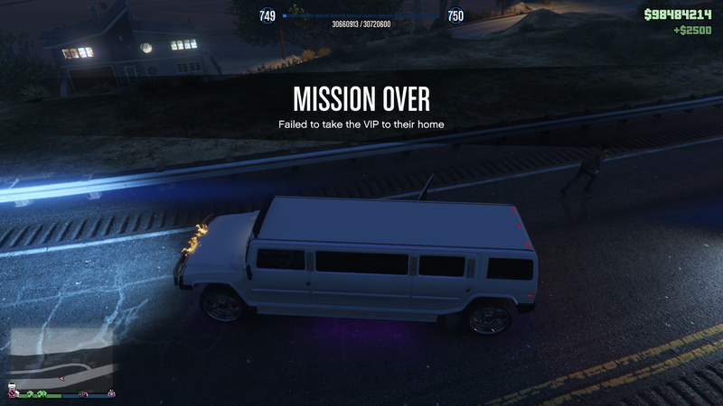 파일:NightclubManagement-GTAOe-DeliverVIP-SpookedRunningAway.png