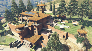 MiguelMadrazosMansion-GTAO-EntertainmentArea.png