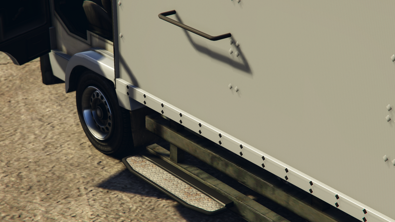 파일:MuleCustom-GTAO-Detail.png
