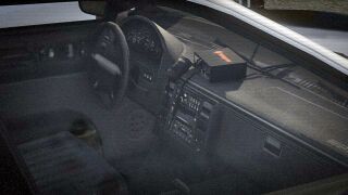 GTA V의 Xbox 360 및 PlayStation 3 버전 차량 내부.