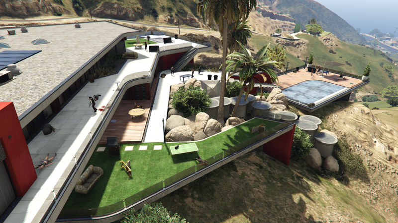 파일:BuenVinoRoadMansion-GTAOe-Abandoned-RearView.png