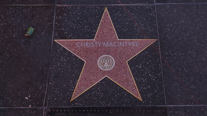 파일:WalkofFame-GTAVee-ChristyMacIntyre.jpg