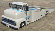 GTA 온라인에 등장하는 Premier 스트라이프 도색이 적용된 Slamtruck. (후측면)