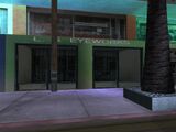 Market에 위치한 L.S. Eyeworks.