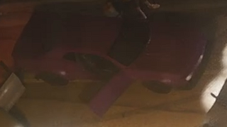 첫 번째 트레일러 (0:45)에서 크로스타운 교차로에 있는 보라색 건틀렛 헬파이어.