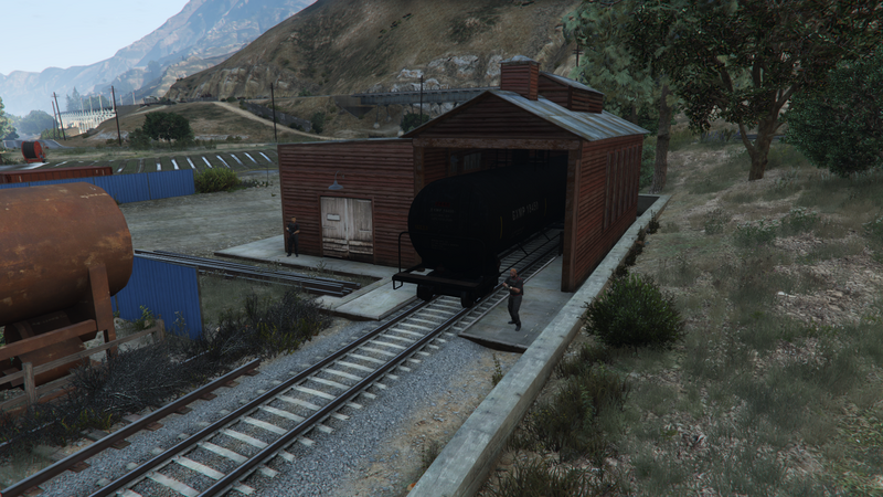 파일:Headhunter-GTAO-Countryside-GrapeseedTrainDepotStationaryTarget.png
