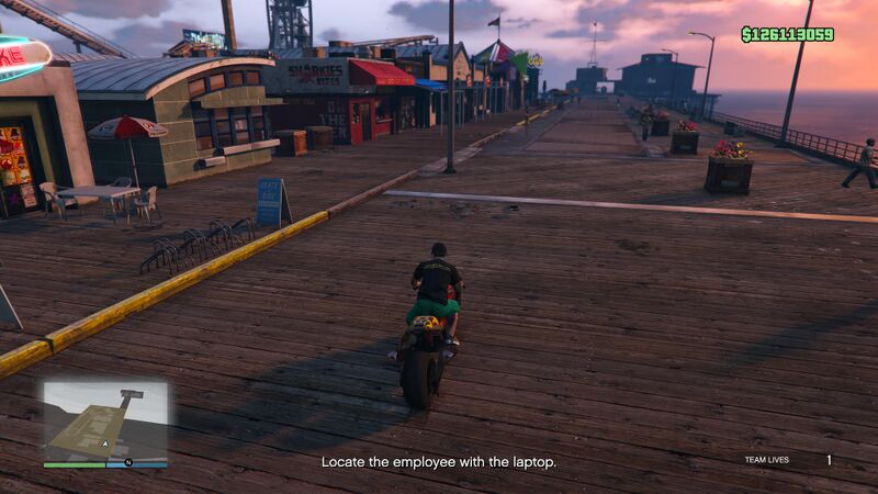 파일:TheCluckinBellFarmRaid-GTAOee-BreakingAndEntering-SS4.jpg