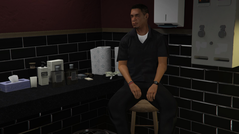 파일:RestroomAttendant-GTAOe-Nightclub.png