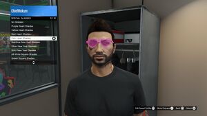 SpecialClothing-GTAOee-PinkHeartShades.jpg
