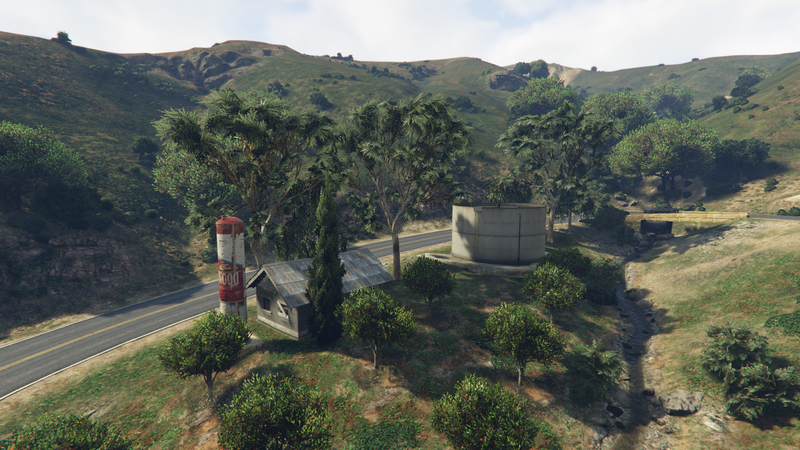 파일:BuenVinoRoad-GTAV-RedwoodSilo.PNG