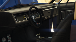 ChinoSoftTop-GTAV-Inside.png