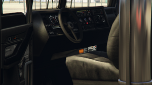PounderCustom-GTAO-Inside.png