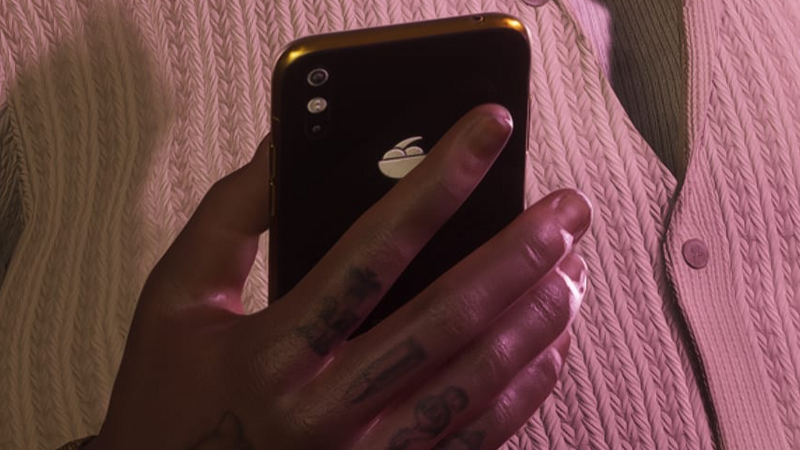 파일:IFruit-GTAVI-OfficialScreenshot-BoobieIke02.png