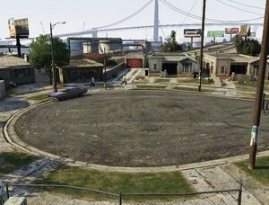 GroveStreet-GTAV-CulDeSac.jpg